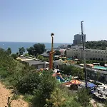 спапфировые в аркадийском дворце Апартаменти Одеса