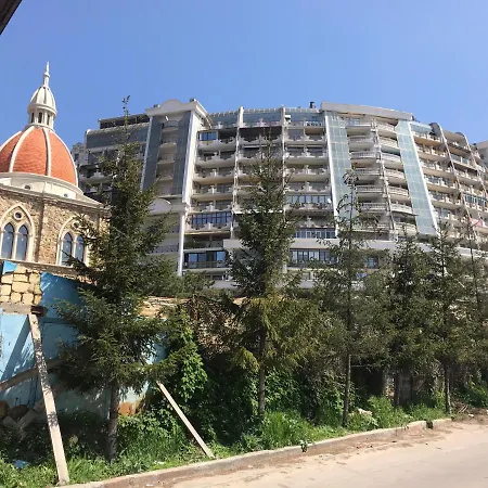 спапфировые в аркадийском дворце Odessa