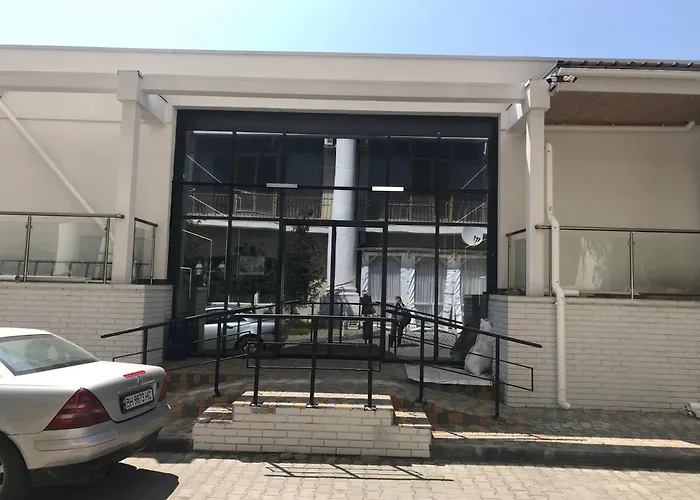 спапфировые в аркадийском дворце Odessa