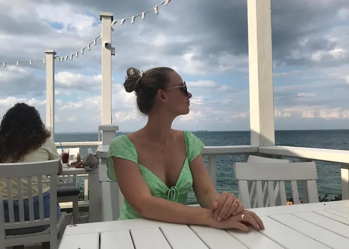 спапфировые в аркадийском дворце Odessa